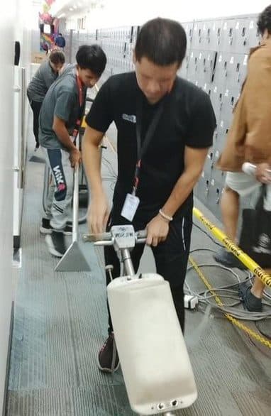 Carpet extraction, office, Metro Manila